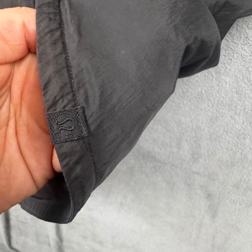 Lululemon Black seek the sky Longline Hooded Windbreaker Jacket Size 6 LW4BETS - Picture 5 of 9